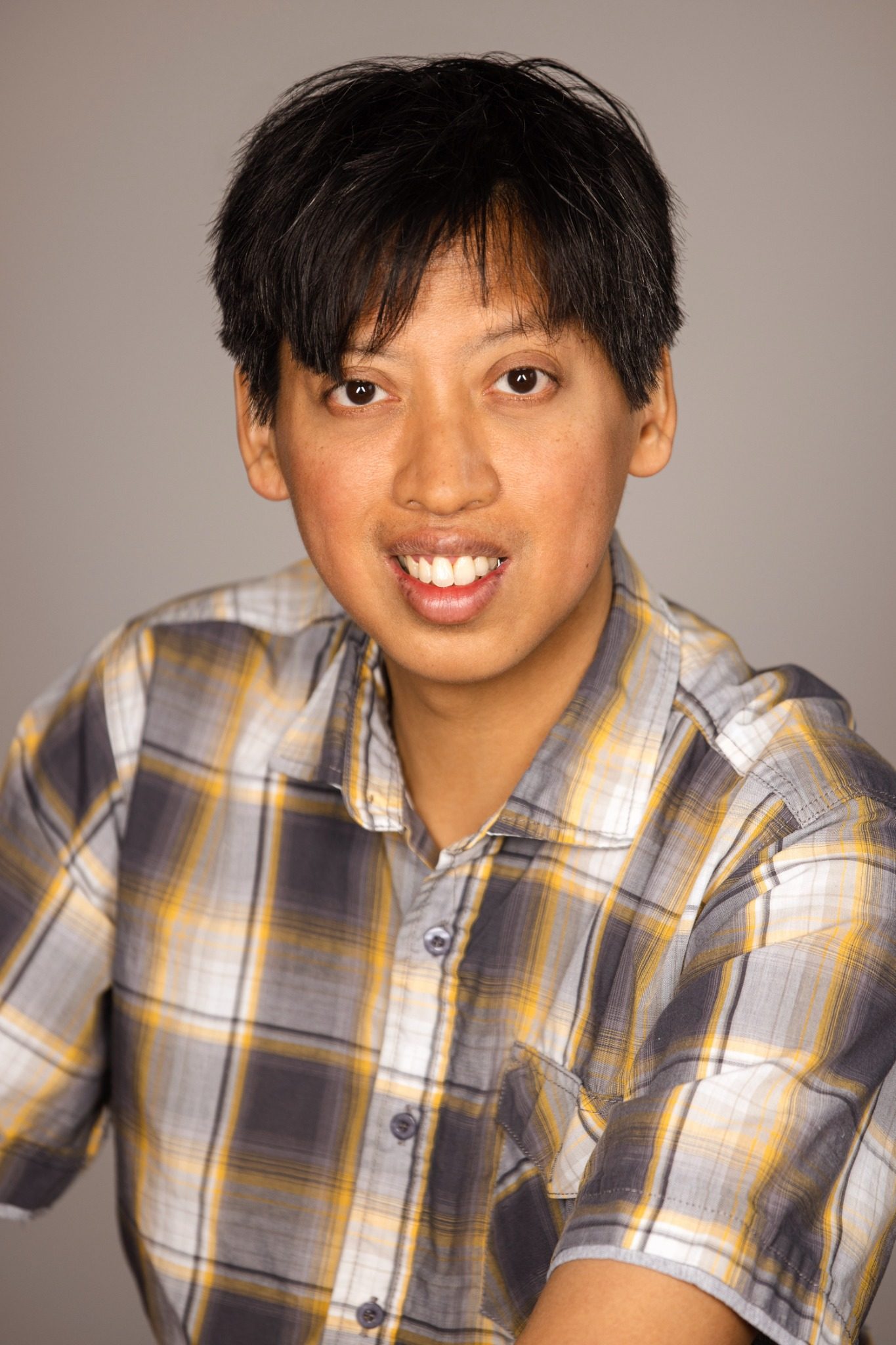 Varayos, portrait rapproché avec regard direct